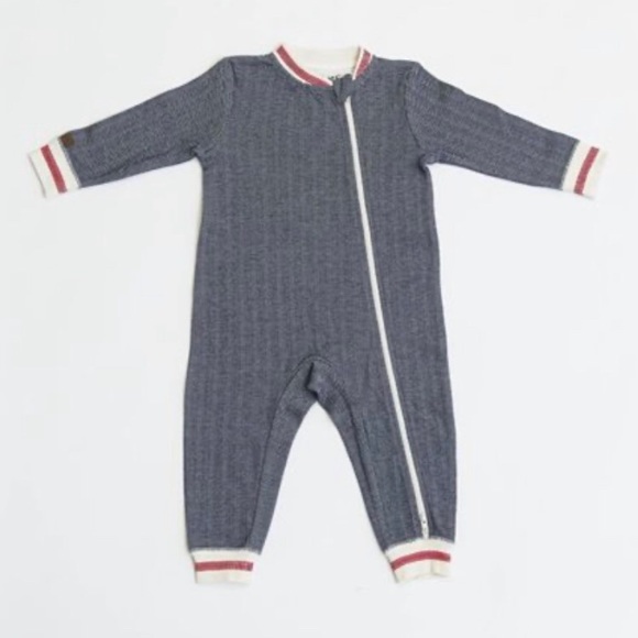 3/$15 ☘️ NWT Juddlies playsuit - XS 0-3 months